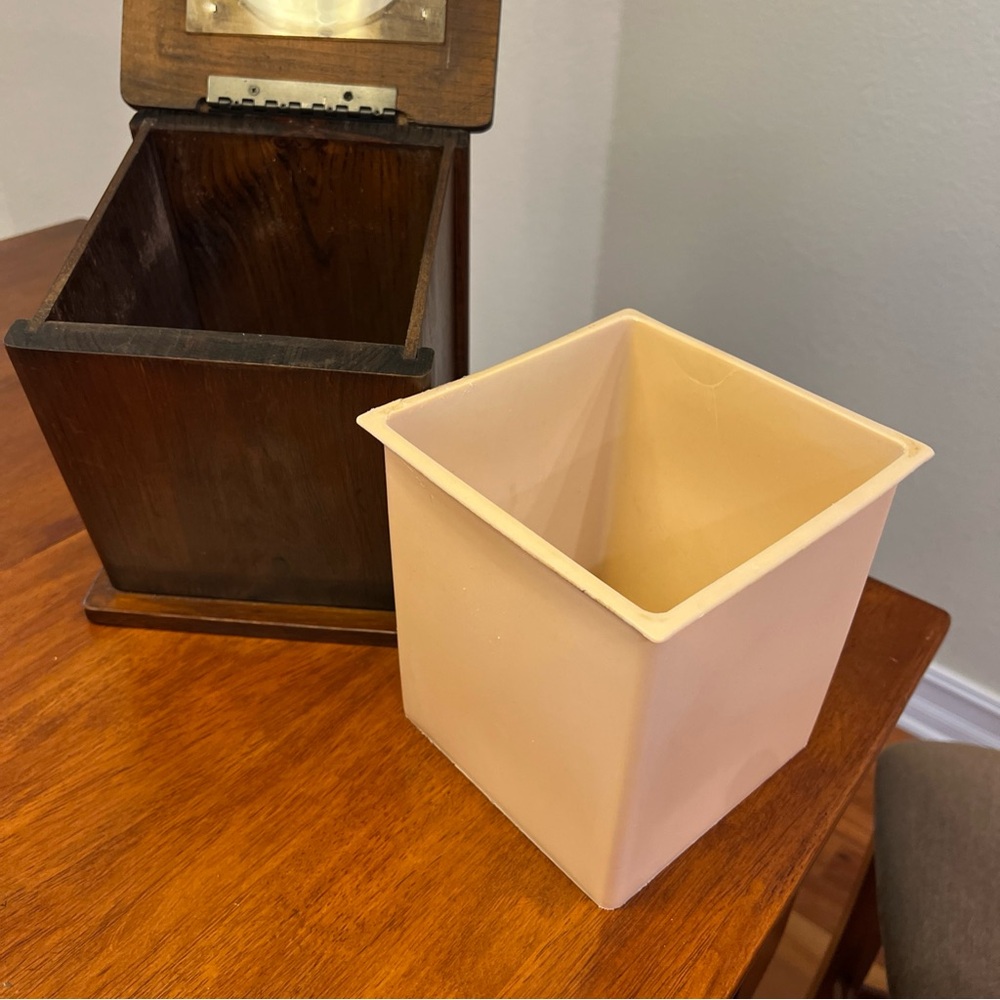 VTG Handmade Wood Canister Hinged Lid Plastic Insert Bin Slanted View Hole FOOD - Picture 4 of 10